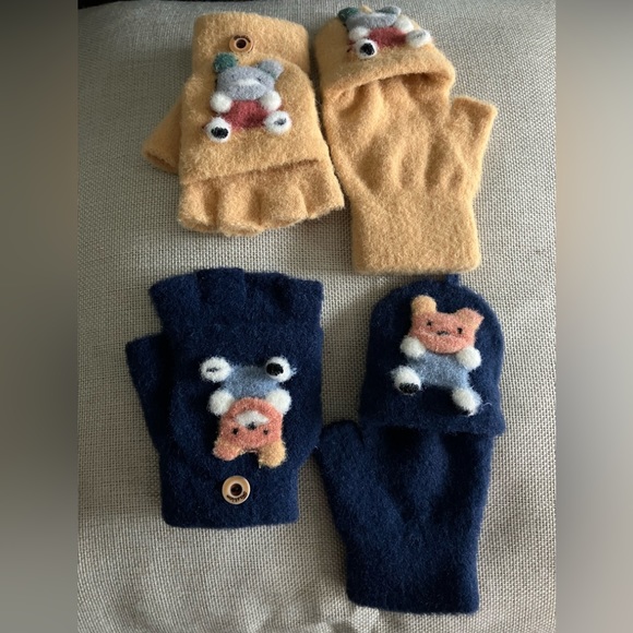 Other - Boy’s Convertible Glove and Mitten Set Size 4-7